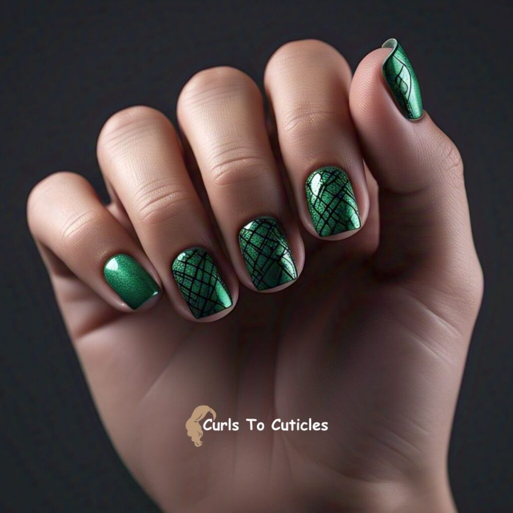 Emerald and Black Contrast emerald inspired nail design
